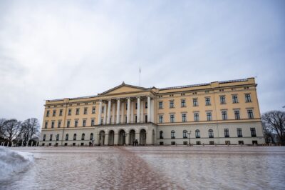 Mort de la princesse Astrid de Norvège : la sœur aînée de Harald V s’éteint à 94 ans, deux jours après ses obsèques